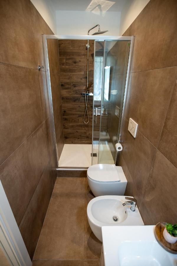 Suite Imperiale Colosseo Roma Exterior foto