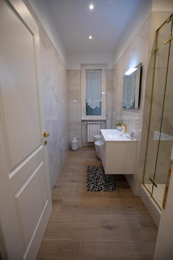 Suite Imperiale Colosseo Roma Exterior foto